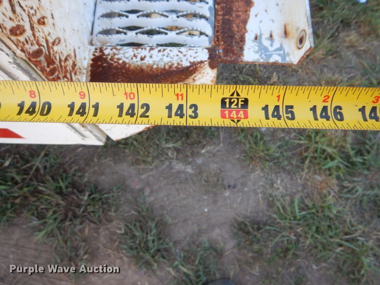 image for item GM9134 2008 Ford F750 Super Duty  utilty truck