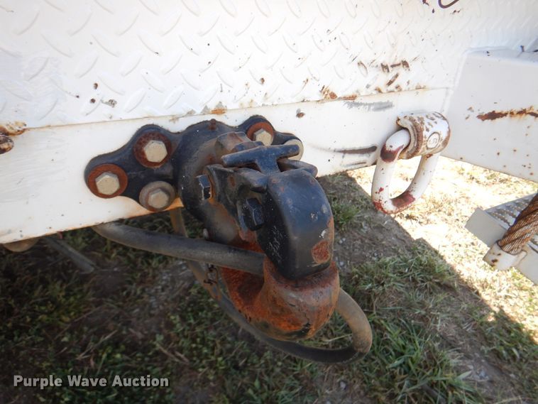 image for item GM9134 2008 Ford F750 Super Duty  utilty truck