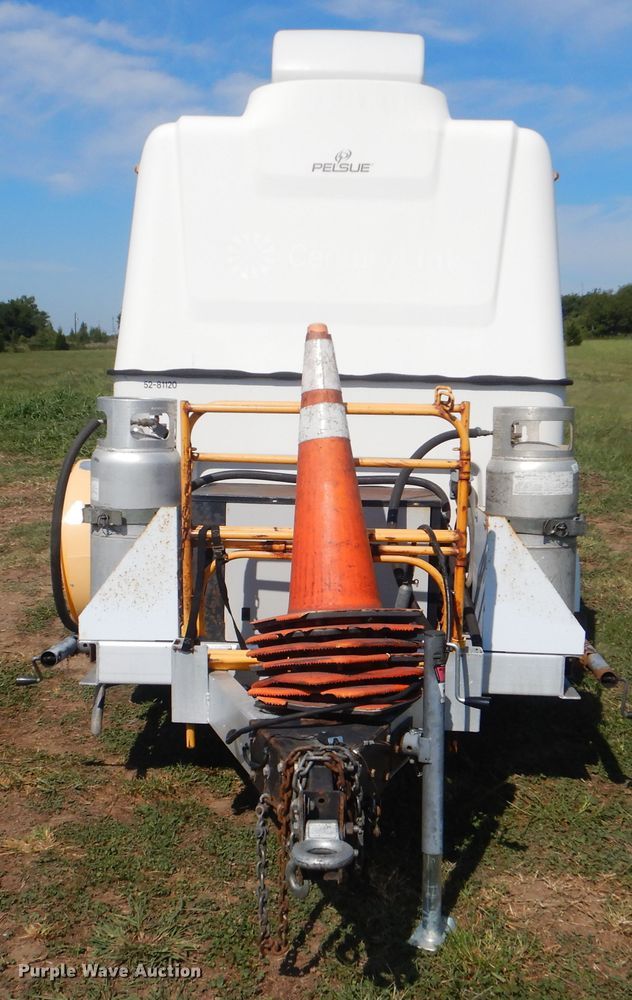 image for item GM9136 2008 Pelsue PODQWT-001 enclosed cargo trailer