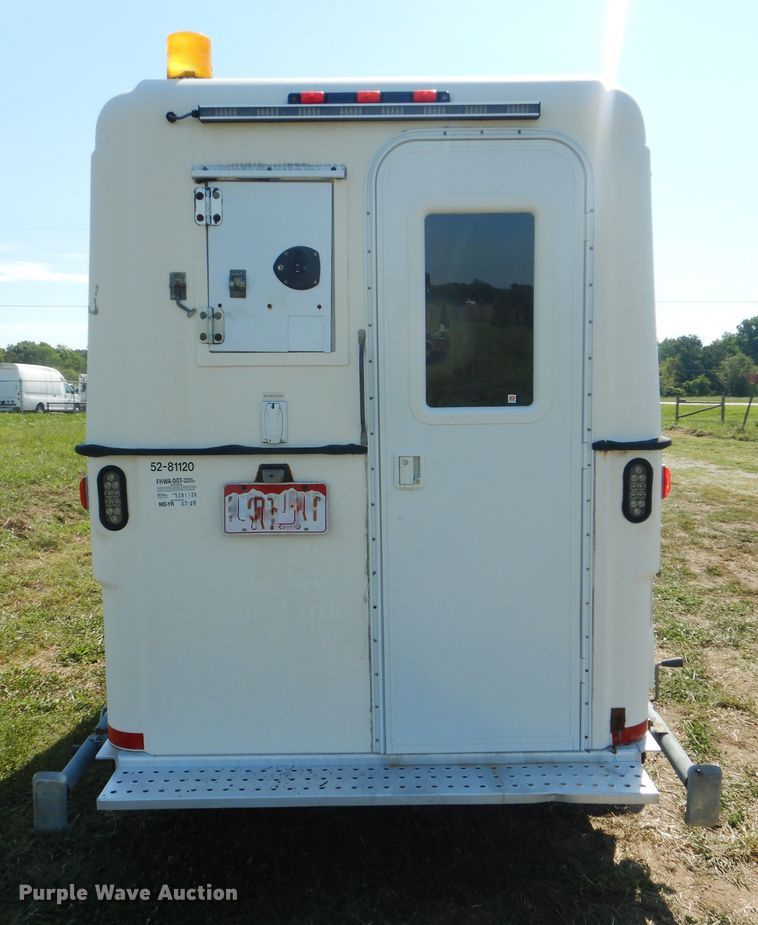 image for item GM9136 2008 Pelsue PODQWT-001 enclosed cargo trailer