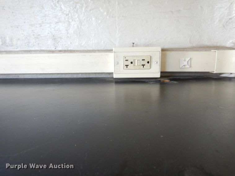 image for item GM9136 2008 Pelsue PODQWT-001 enclosed cargo trailer