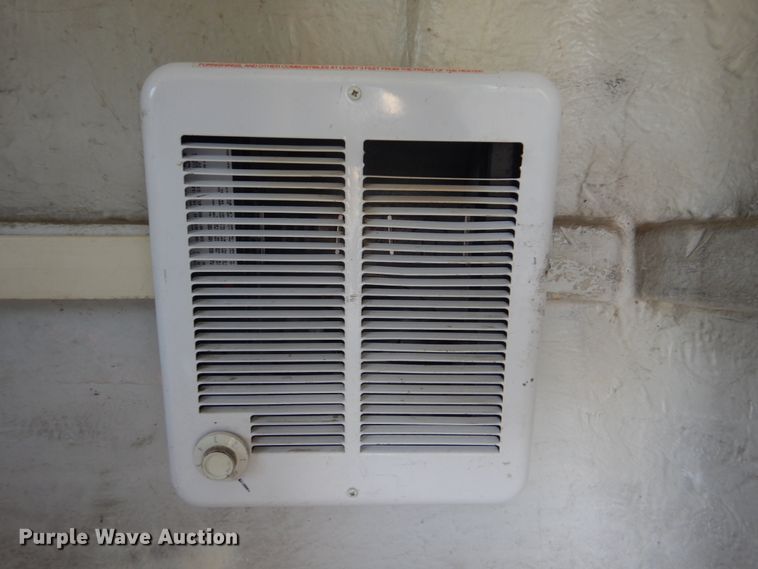 image for item GM9136 2008 Pelsue PODQWT-001 enclosed cargo trailer