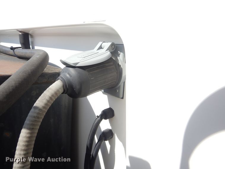 image for item GM9136 2008 Pelsue PODQWT-001 enclosed cargo trailer