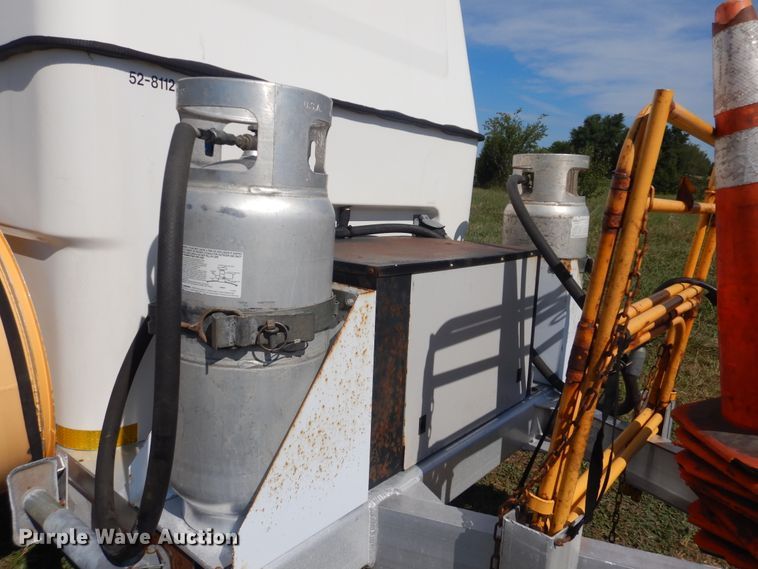 image for item GM9136 2008 Pelsue PODQWT-001 enclosed cargo trailer