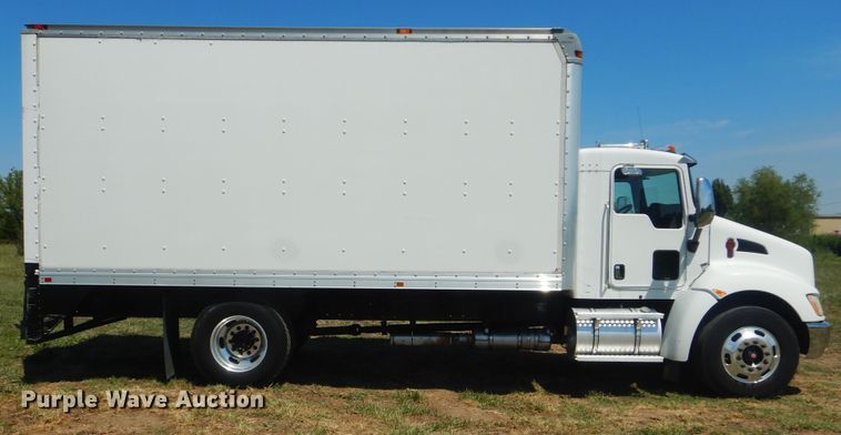 image for item GM9140 2010 Kenworth T370  box truck