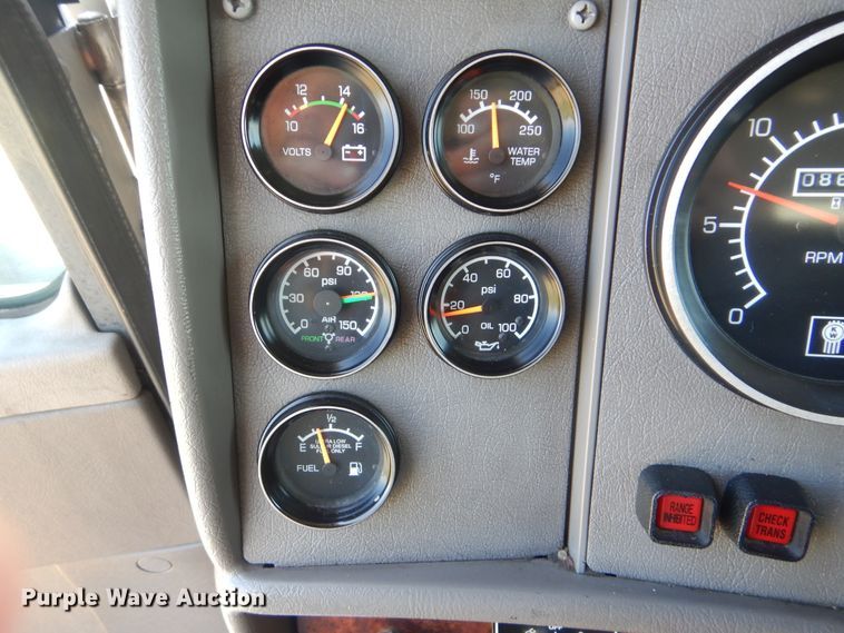 image for item GM9140 2010 Kenworth T370  box truck