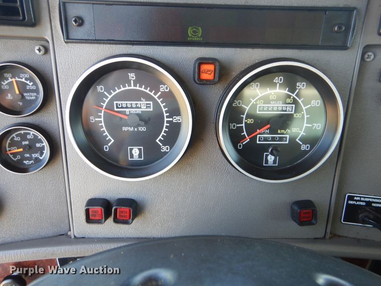 image for item GM9140 2010 Kenworth T370  box truck