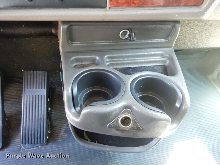 image for item GM9140 2010 Kenworth T370  box truck