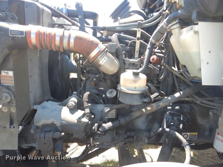 image for item GM9140 2010 Kenworth T370  box truck