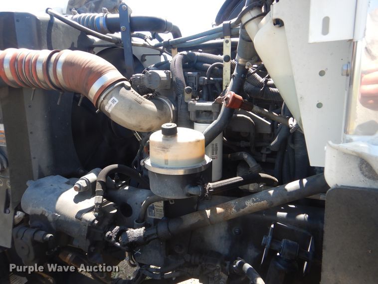 image for item GM9140 2010 Kenworth T370  box truck