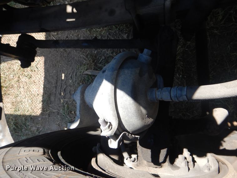 image for item GM9140 2010 Kenworth T370  box truck