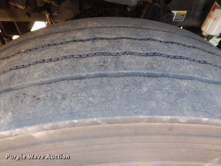 image for item GM9140 2010 Kenworth T370  box truck