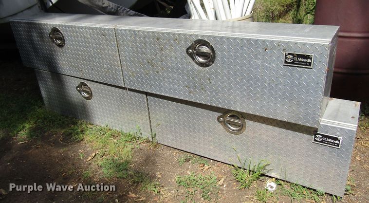 image for item GQ9101 (2) aluminum toolboxes