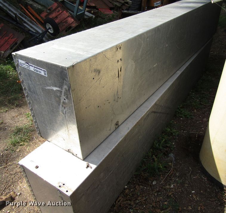 image for item GQ9101 (2) aluminum toolboxes