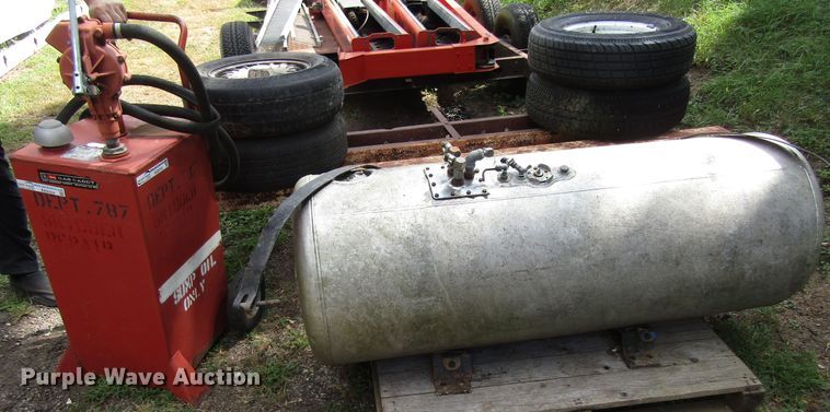 image for item GQ9102 Fuel and lube