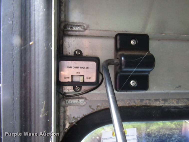 image for item GQ9105 1994 Utilimaster Aeromate  delivery truck