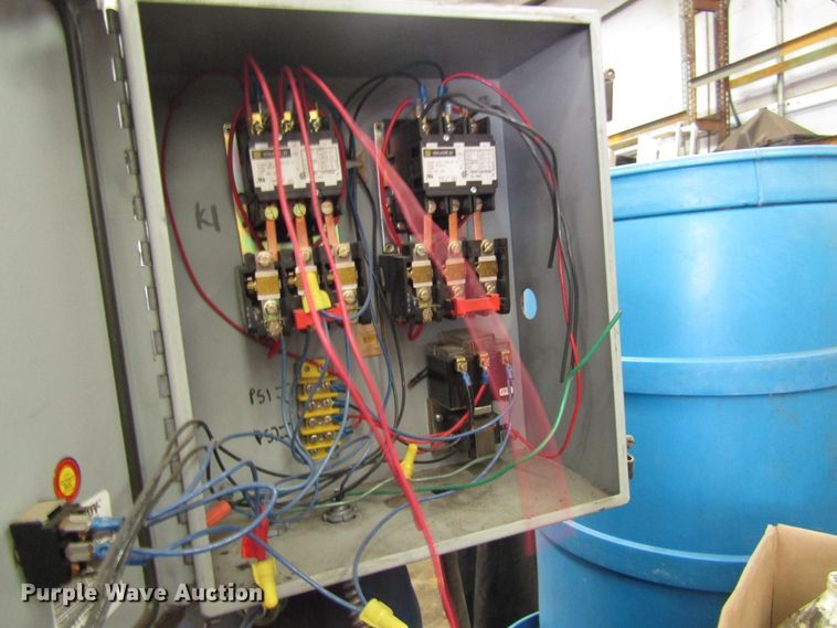 image for item GQ9109 1997 Castair  air compressor