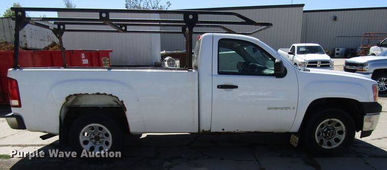 image for item GQ9113 2008 GMC Sierra 1500  pickup truck