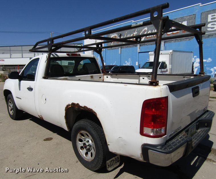 image for item GQ9113 2008 GMC Sierra 1500  pickup truck