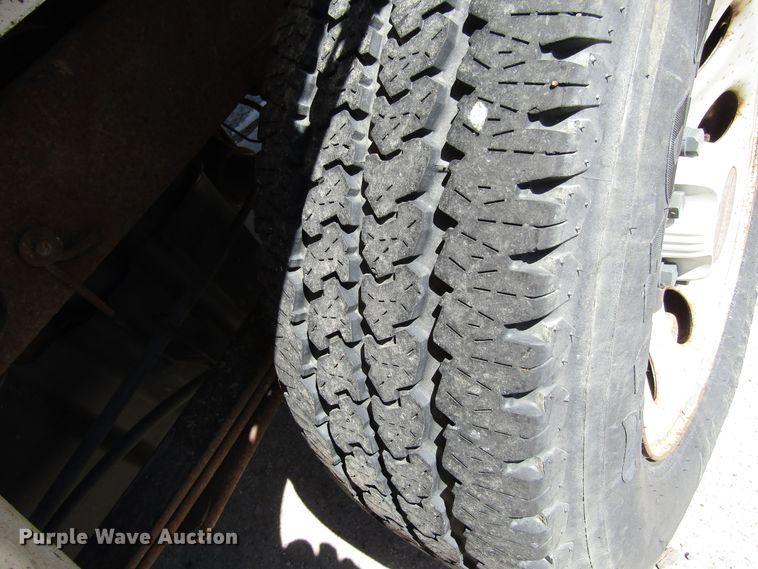 image for item GQ9113 2008 GMC Sierra 1500  pickup truck