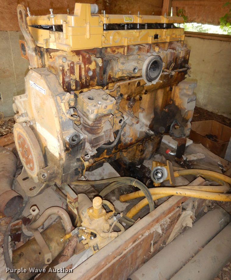 image for item GQ9753 2006 Caterpillar C13 12.5L six cylinder diesel engine