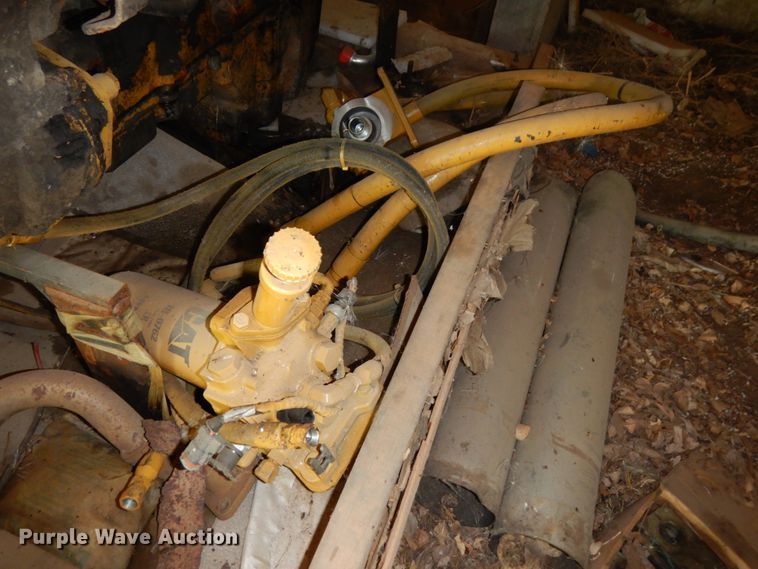 image for item GQ9753 2006 Caterpillar C13 12.5L six cylinder diesel engine