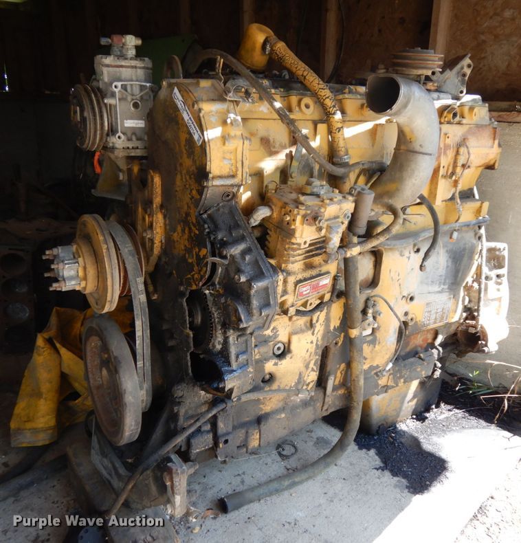 image for item GQ9754 1994 Caterpillar 3406E 14.6L six cylinder diesel engine