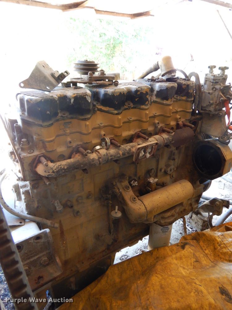 image for item GQ9754 1994 Caterpillar 3406E 14.6L six cylinder diesel engine