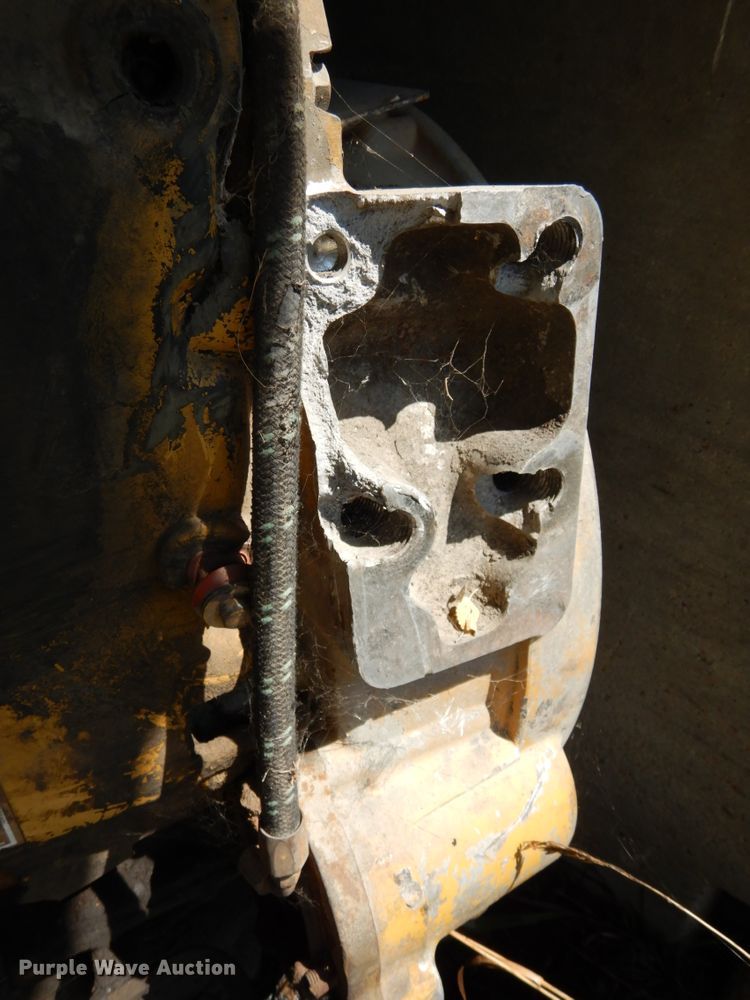 image for item GQ9754 1994 Caterpillar 3406E 14.6L six cylinder diesel engine