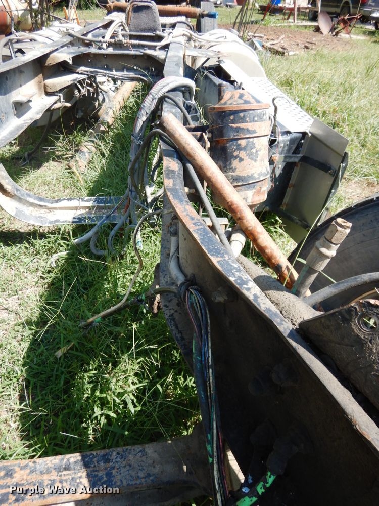 image for item GQ9755 (2) truck frames