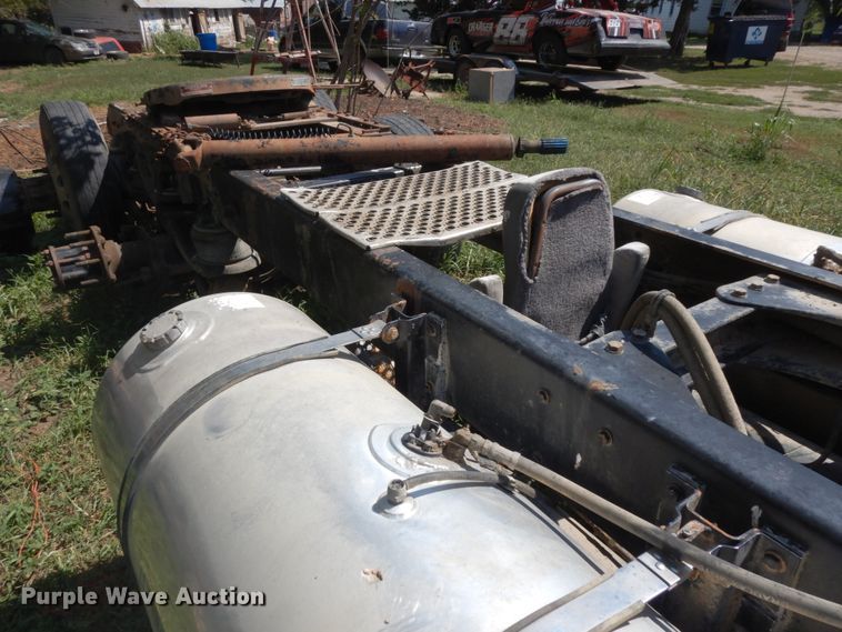 image for item GQ9755 (2) truck frames