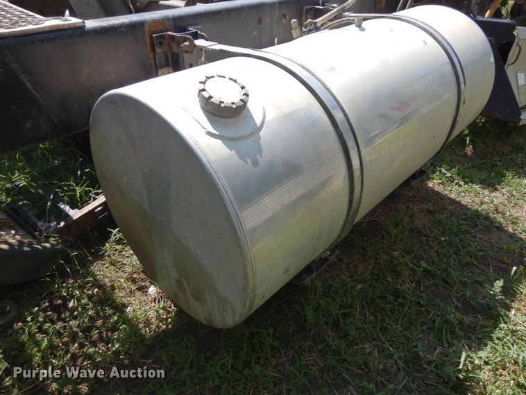 image for item GQ9755 (2) truck frames