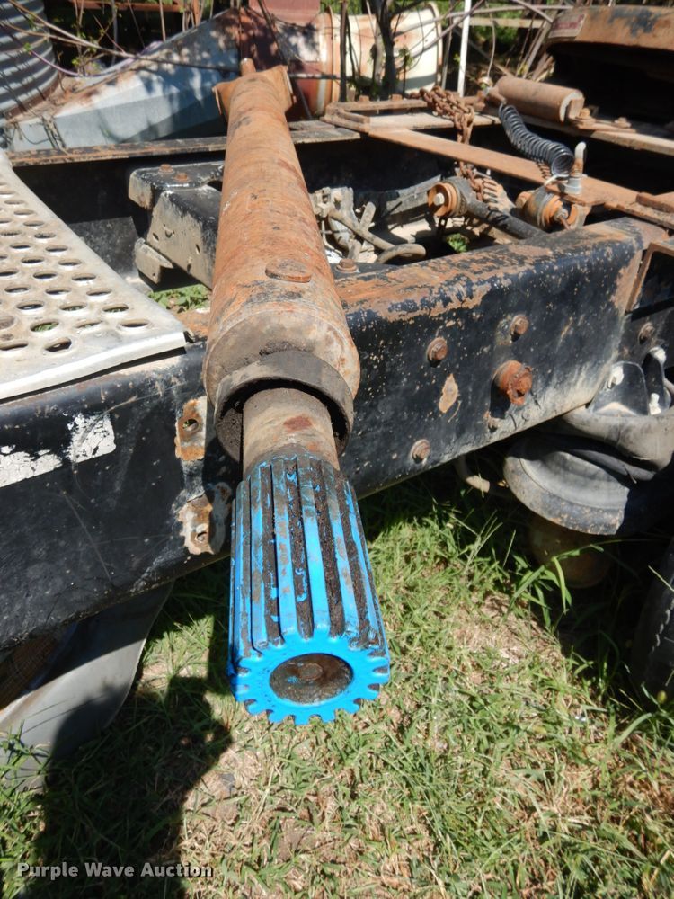 image for item GQ9755 (2) truck frames