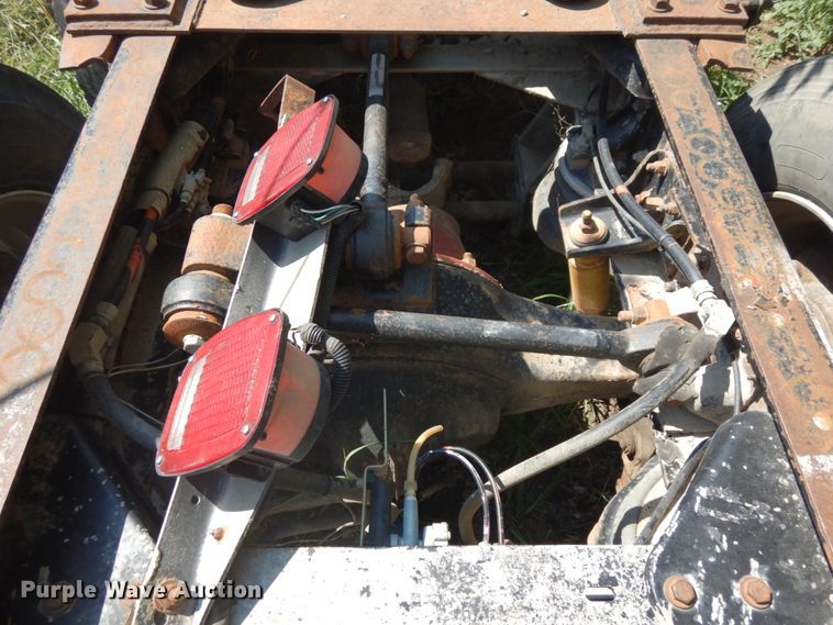 image for item GQ9755 (2) truck frames