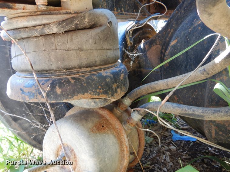 image for item GQ9755 (2) truck frames