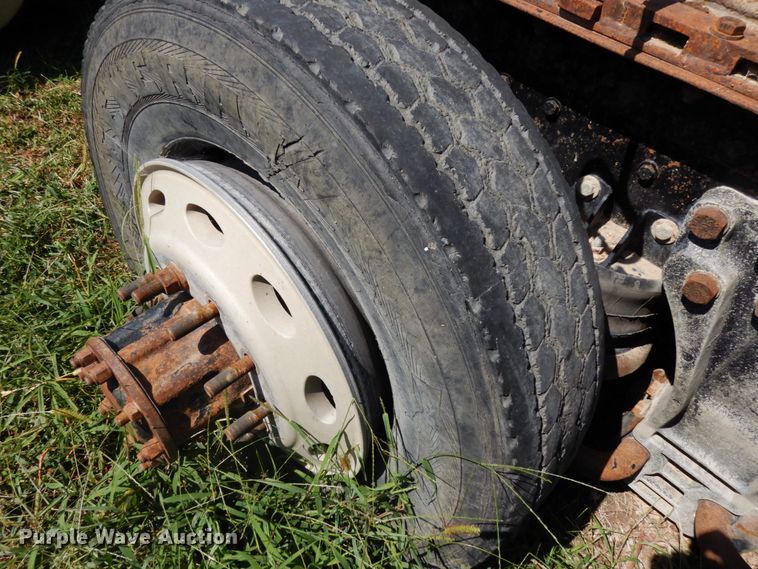 image for item GQ9755 (2) truck frames