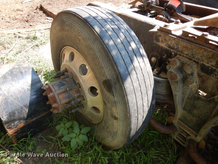 image for item GQ9755 (2) truck frames