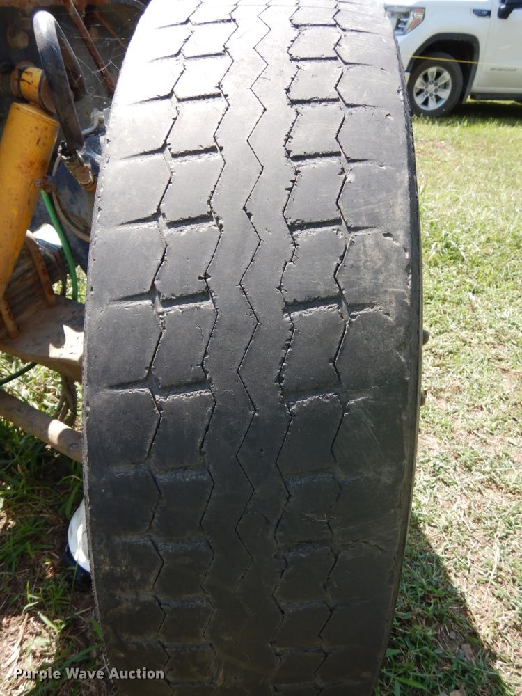 image for item GQ9755 (2) truck frames