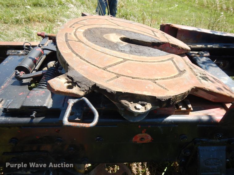 image for item GQ9755 (2) truck frames