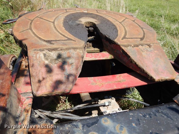 image for item GQ9755 (2) truck frames