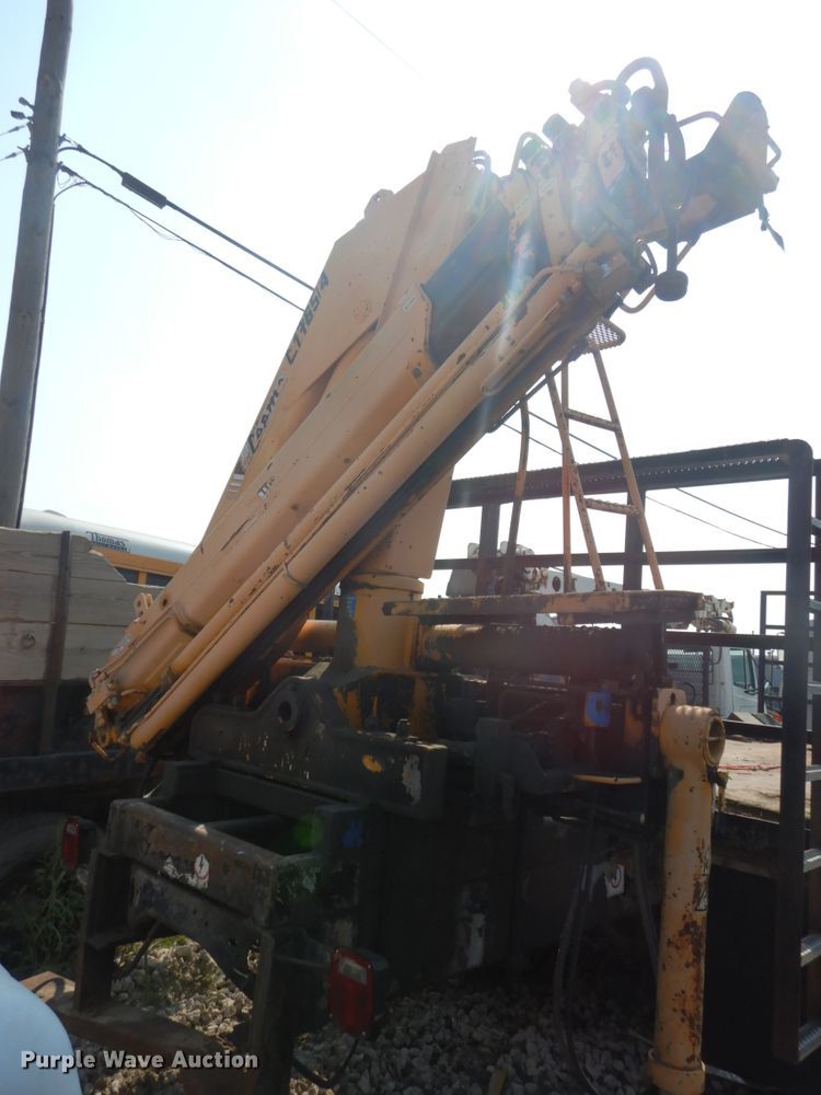 image for item GQ9756 1998 Nuova COPMAC1765/4 knuckle boom crane