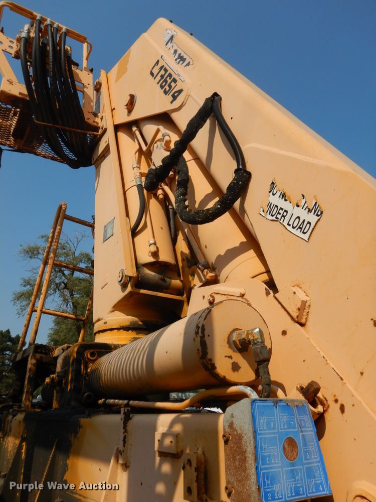 image for item GQ9756 1998 Nuova COPMAC1765/4 knuckle boom crane