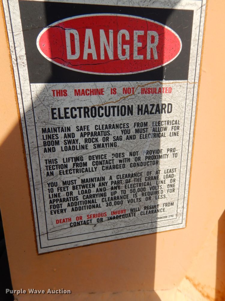 image for item GQ9756 1998 Nuova COPMAC1765/4 knuckle boom crane