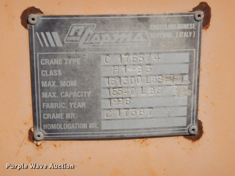 image for item GQ9756 1998 Nuova COPMAC1765/4 knuckle boom crane