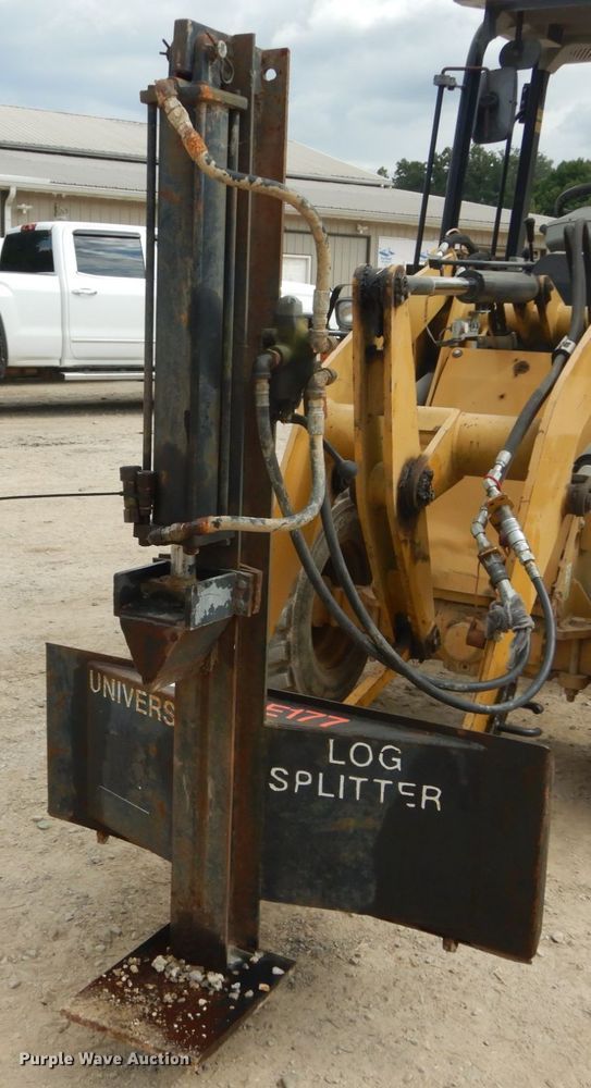 image for item GR9719 Skid steer log splitter