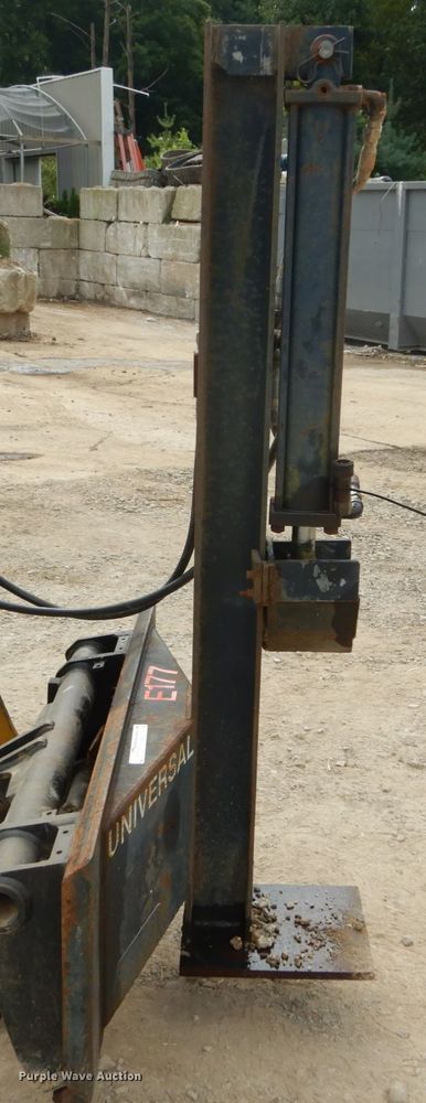 image for item GR9719 Skid steer log splitter