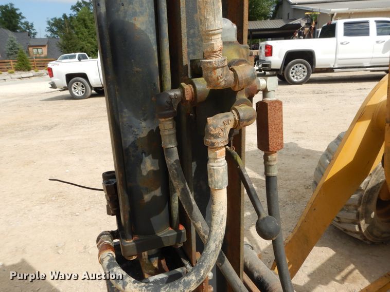 image for item GR9719 Skid steer log splitter