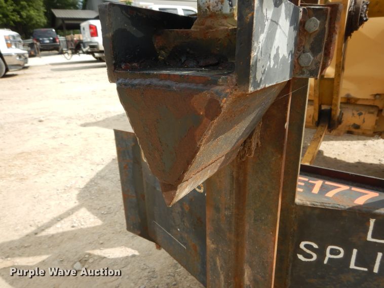 image for item GR9719 Skid steer log splitter
