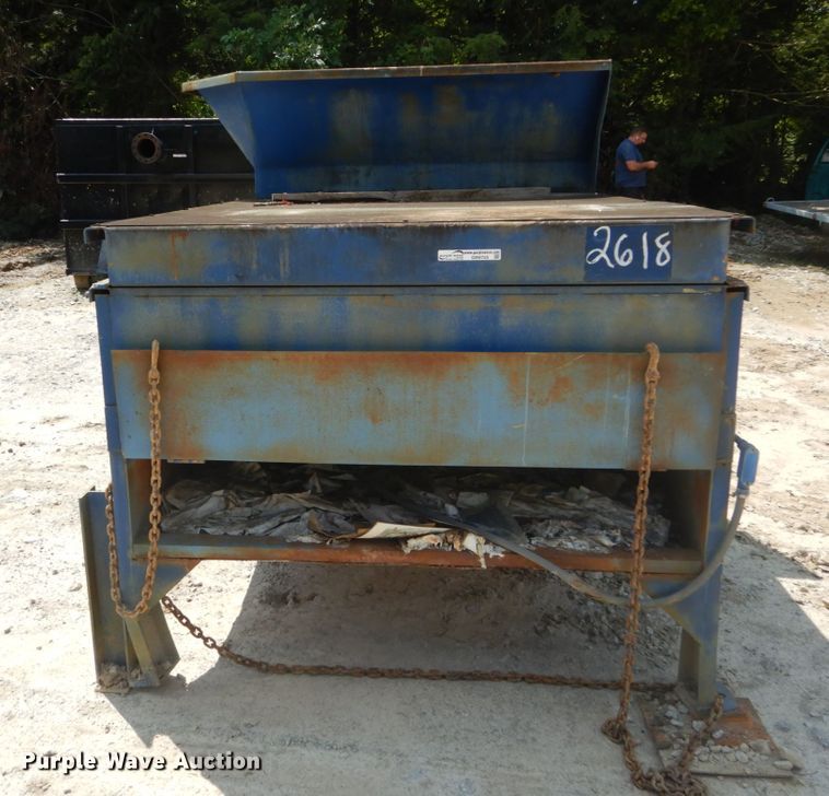 image for item GR9725 Stationary compactor