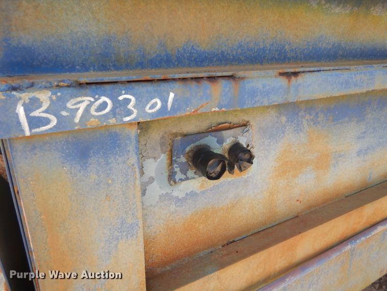 image for item GR9725 Stationary compactor